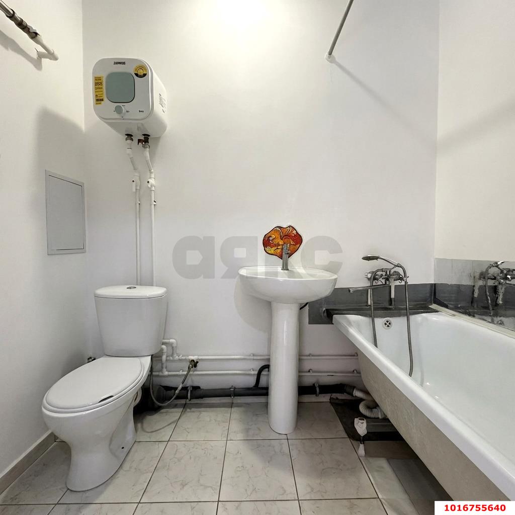 Фото №6: 1-комнатная квартира <span class="whitespace-nowrap">41 м²</span>, <span class="whitespace-nowrap">4/16 эт.</span> - Краснодар, Прикубанский внутригородской округ, Восточный, мкр. жилой комплекс Квартал № 6, ул. Генерал-лейтенанта Александра Сапрунова, 13