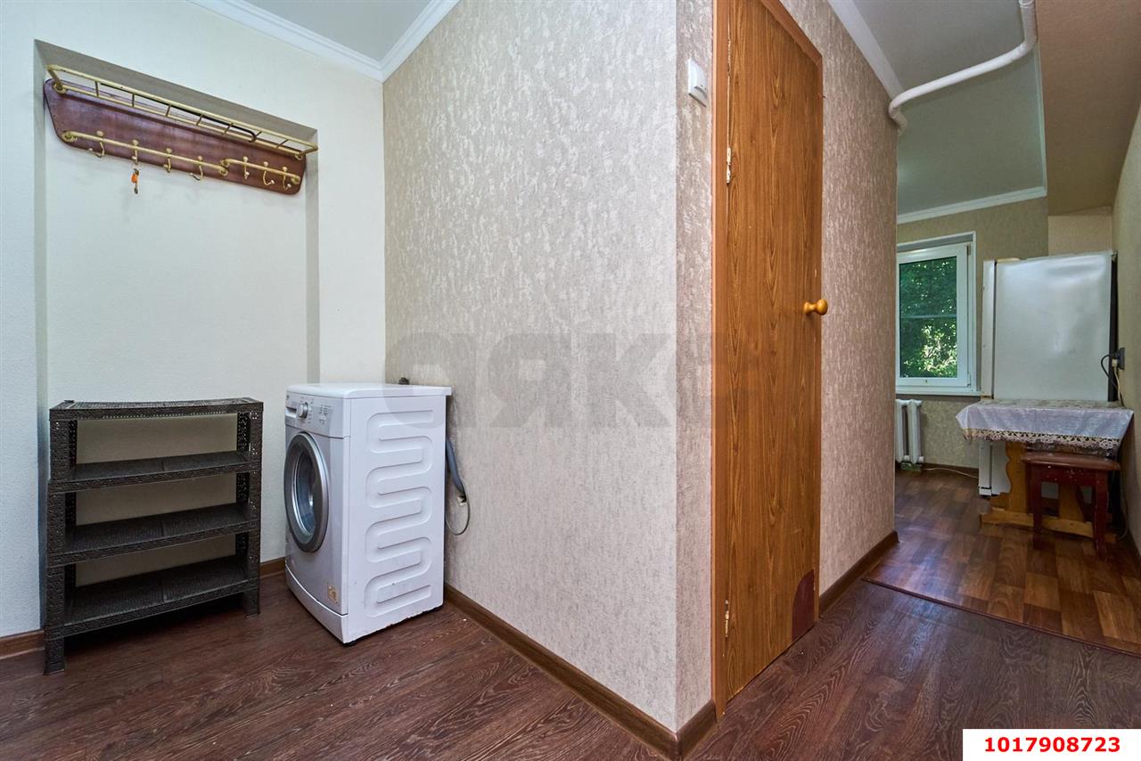 Фото №7: 1-комнатная квартира <span class="whitespace-nowrap">31 м²</span>, <span class="whitespace-nowrap">1/5 эт.</span> - Краснодар, Прикубанский внутригородской округ, мкр. Фестивальный, ул. Гагарина, 85