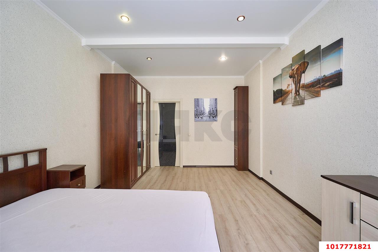 Фото №3: 1-комнатная квартира <span class="whitespace-nowrap">45 м²</span>, <span class="whitespace-nowrap">4/16 эт.</span> - Краснодар, Прикубанский внутригородской округ, Фестивальный, ЖК Екатеринодар, мкр. Солнечный, ул. Архитектора Петина, 18/1
