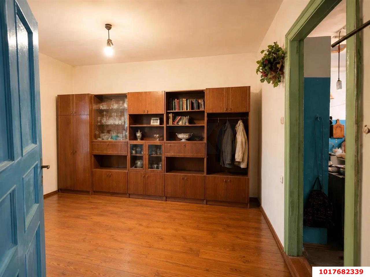 Фото №3: 2-комнатная квартира <span class="whitespace-nowrap">50 м²</span>, <span class="whitespace-nowrap">1/1 эт.</span> - Краснодар, Западный внутригородской округ, Горогороды, мкр. Центральный, пр-д Индустриальный, 44