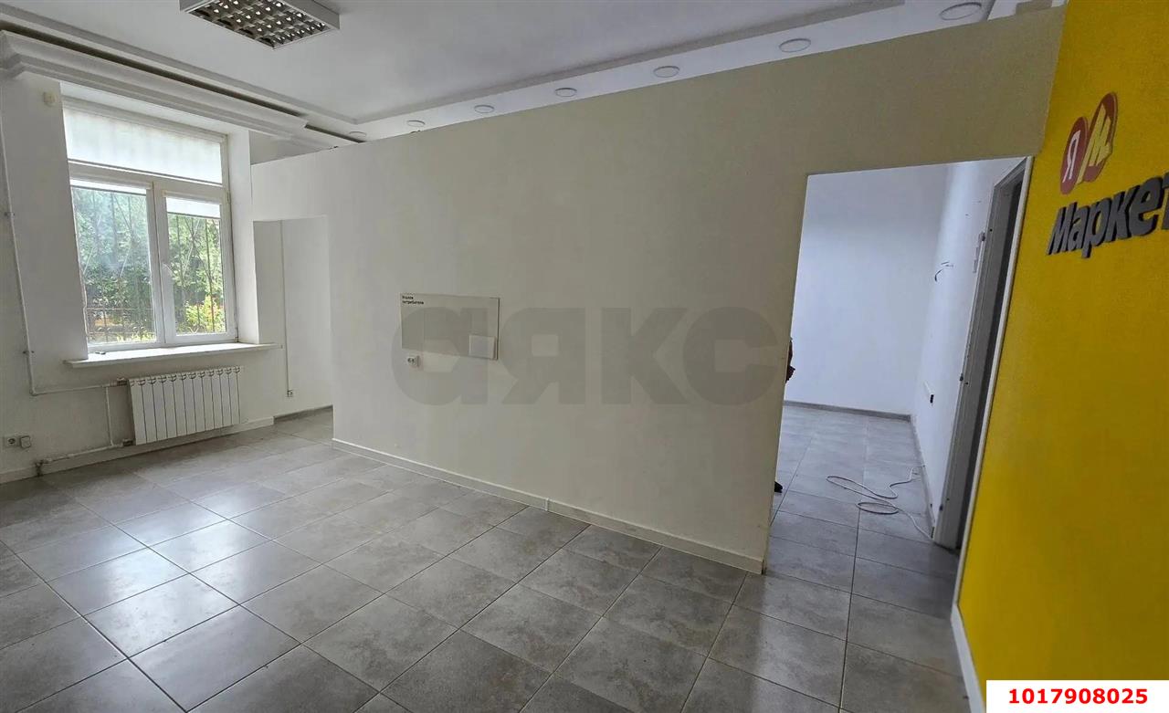 Фото №10: Торговое помещение <span class="whitespace-nowrap">63 м²</span>, <span class="whitespace-nowrap">1/14 эт.</span> - Краснодар, Карасунский внутригородской округ, мкр. Комсомольский, ул. Сормовская, 181