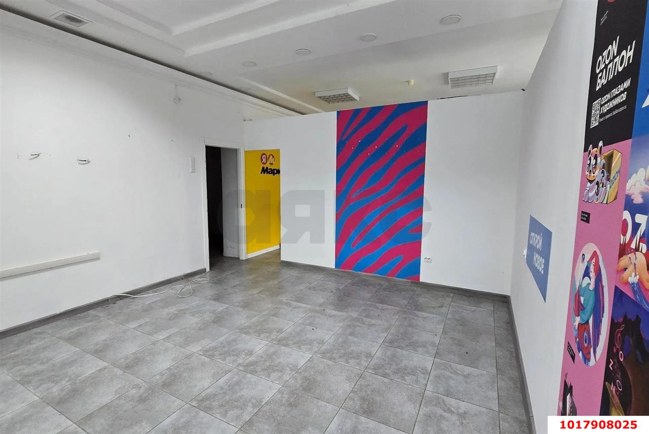 Фото №7: Торговое помещение <span class="whitespace-nowrap">63 м²</span>, <span class="whitespace-nowrap">1/14 эт.</span> - Краснодар, Карасунский внутригородской округ, мкр. Комсомольский, ул. Сормовская, 181