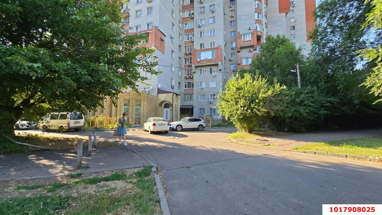 Фото №5: Торговое помещение <span class="whitespace-nowrap">63 м²</span>, <span class="whitespace-nowrap">1/14 эт.</span> - Краснодар, Карасунский внутригородской округ, мкр. Комсомольский, ул. Сормовская, 181