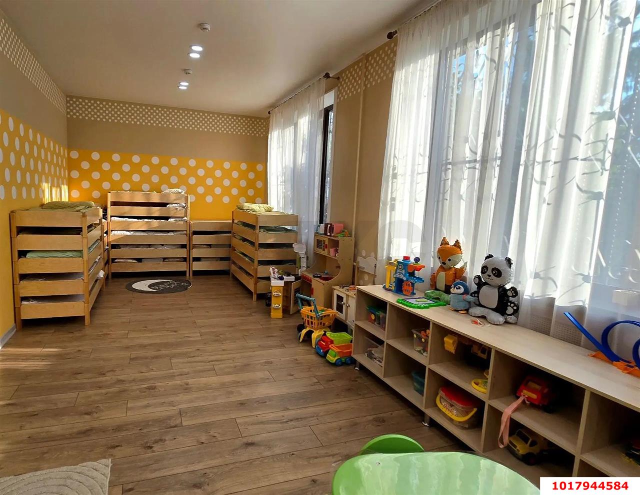 Фото №14: Дом <span class="whitespace-nowrap">352 м²</span> <span class="whitespace-nowrap">+ 14.53 сот.</span>, <span class="whitespace-nowrap">3 эт.</span> - Краснодар, Прикубанский внутригородской округ, Отделение № 1 совхоза Солнечный, мкр. Фестивальный, ул. Новицкого, 2