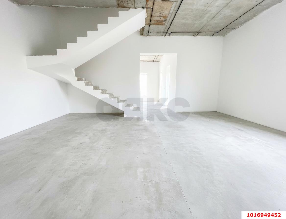 Фото №7: Дом <span class="whitespace-nowrap">110 м²</span> <span class="whitespace-nowrap">+ 4 сот.</span>, <span class="whitespace-nowrap">2 эт.</span> - Индустриальный, мкр. Прикубанский внутригородской округ, ул. Лазурная, 32