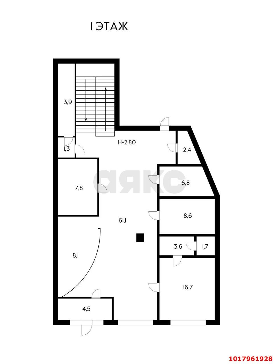 Фото №13: Отдельное здание <span class="whitespace-nowrap">593 м²</span>, <span class="whitespace-nowrap">1/3 эт.</span> - Краснодар, Западный внутригородской округ, мкр. Центральный, ул. Карасунская, 53/1