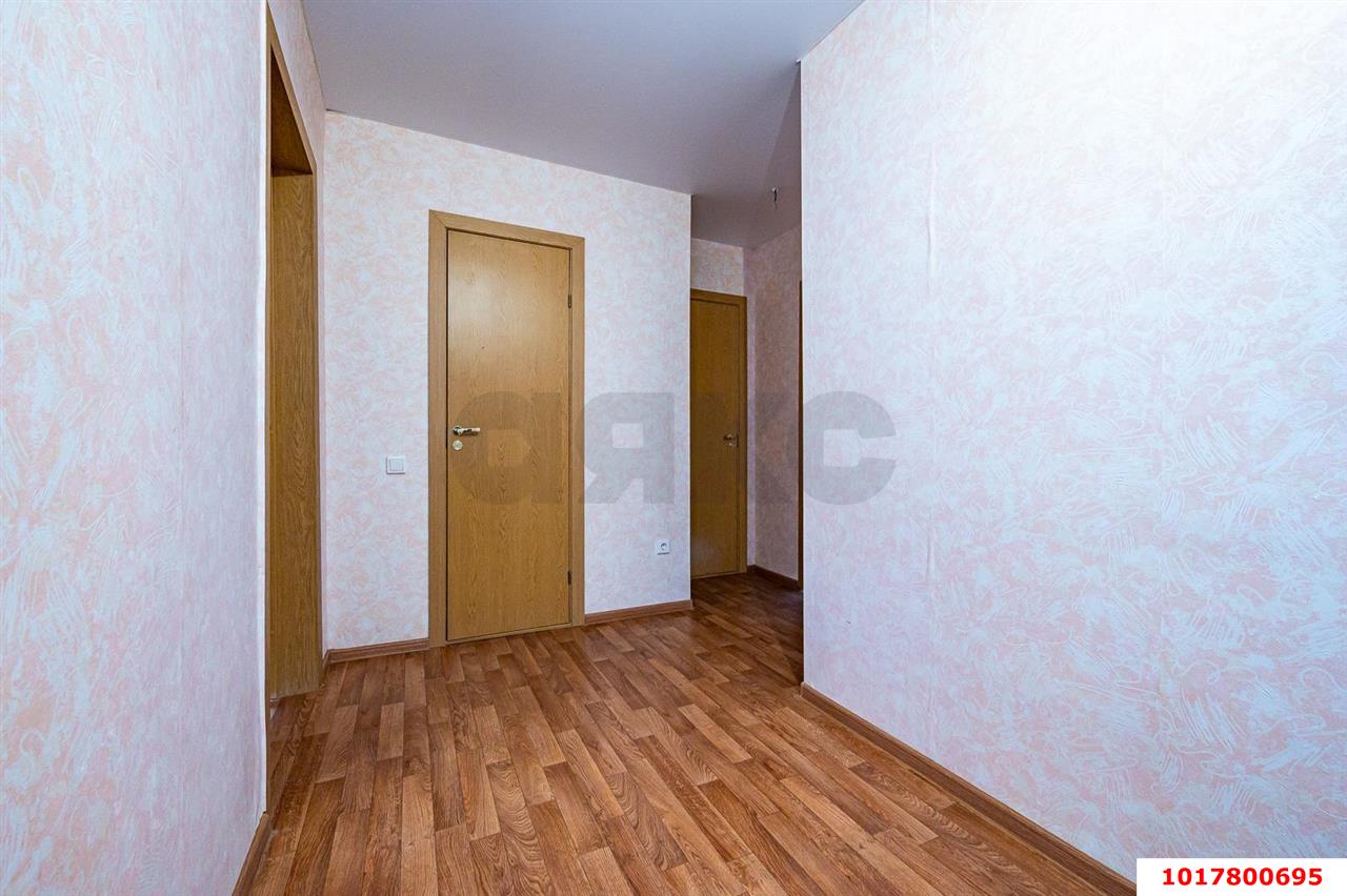Фото №4: 2-комнатная квартира <span class="whitespace-nowrap">70 м²</span>, <span class="whitespace-nowrap">6/9 эт.</span> - Яблоновский, мкр. ЖК Солнечный, ул. Солнечная, 55к18