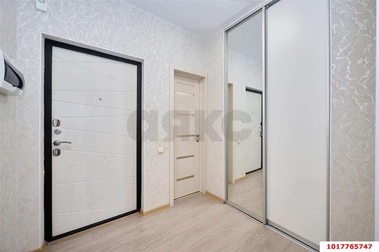 Фото №11: Студия <span class="whitespace-nowrap">30 м²</span>, <span class="whitespace-nowrap">10/23 эт.</span> - Краснодар, Карасунский внутригородской округ, мкр. ЖК Сказка Град, ул. имени В.Н. Мачуги, 166к1