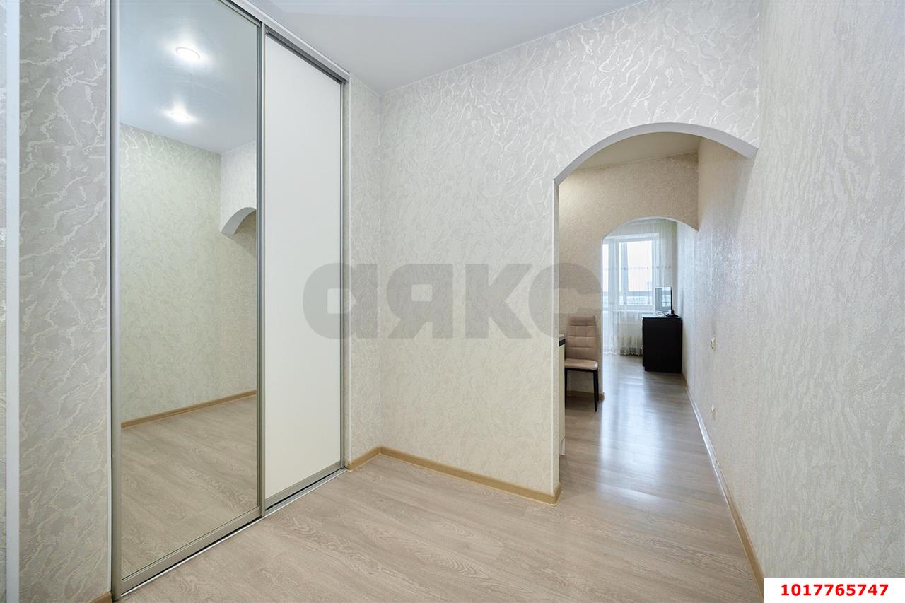 Фото №14: Студия <span class="whitespace-nowrap">30 м²</span>, <span class="whitespace-nowrap">10/23 эт.</span> - Краснодар, Карасунский внутригородской округ, мкр. ЖК Сказка Град, ул. имени В.Н. Мачуги, 166к1