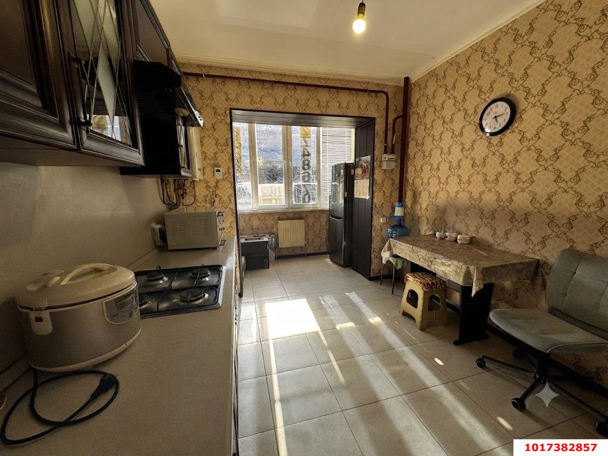 Фото №4: 1-комнатная квартира <span class="whitespace-nowrap">38 м²</span>, <span class="whitespace-nowrap">3/7 эт.</span> - Берёзовый, Прикубанский внутригородской округ, мкр. Витаминкомбинат, ул. Целиноградская, 4/2к3