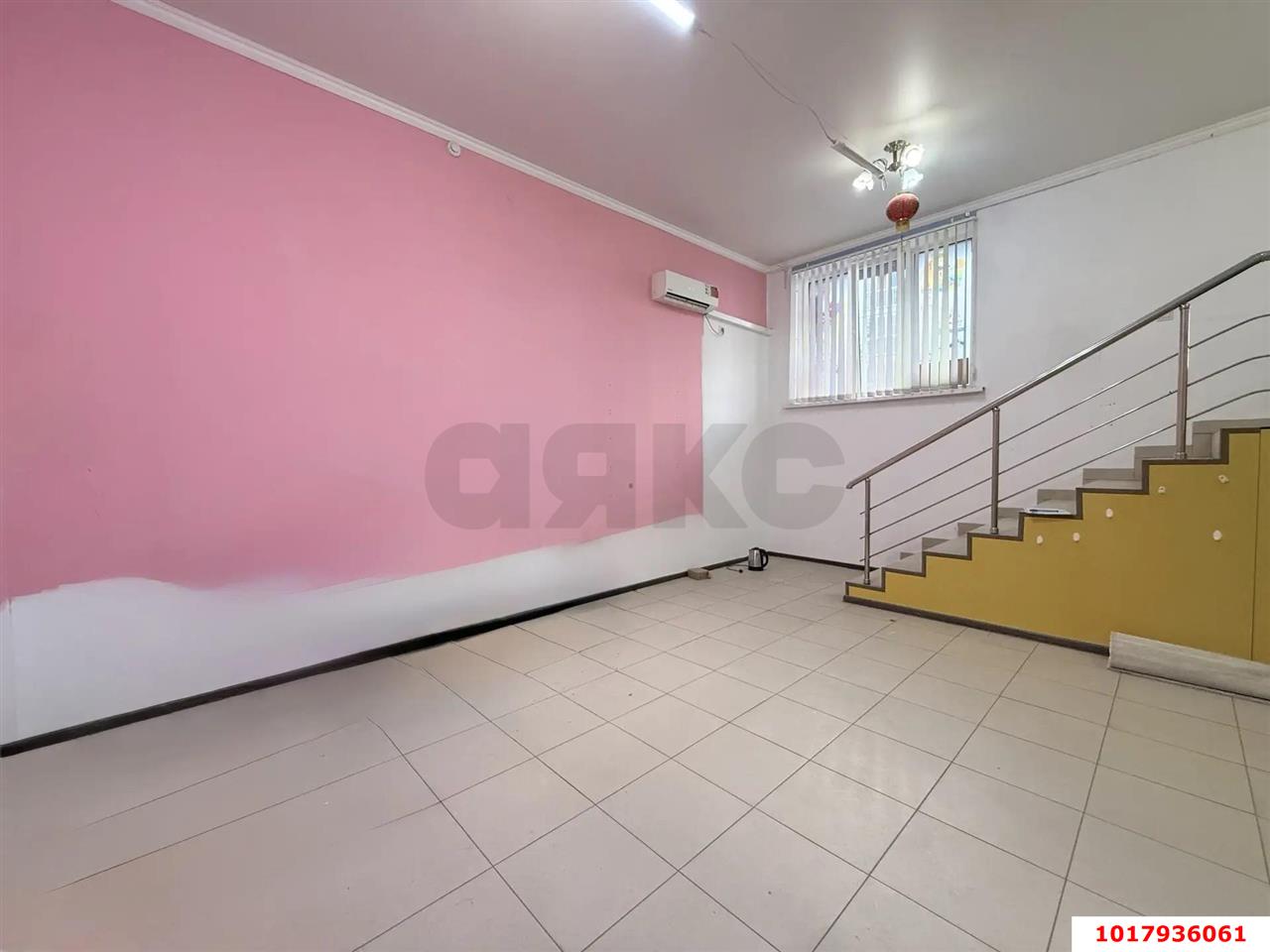 Фото №7: Торговое помещение <span class="whitespace-nowrap">33 м²</span>, <span class="whitespace-nowrap">8 эт.</span> - Краснодар, Прикубанский внутригородской округ, мкр. Музыкальный, ул. Московская, 158/1