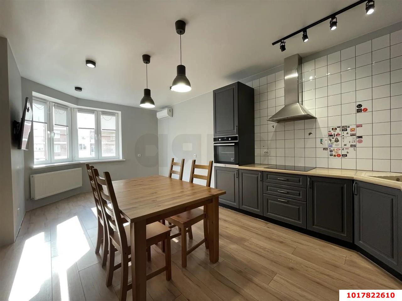 Фото №1: 2-комнатная квартира <span class="whitespace-nowrap">73 м²</span>, <span class="whitespace-nowrap">11/16 эт.</span> - Краснодар, Прикубанский внутригородской округ, ЖК Любимый Дом, мкр. имени Петра Метальникова, ул. Тополиная, 46к1