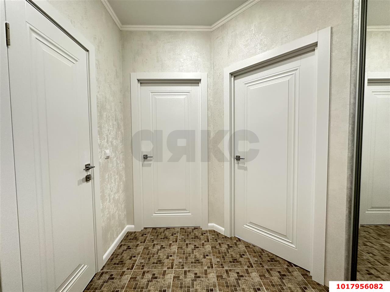 Фото №4: 1-комнатная квартира <span class="whitespace-nowrap">39 м²</span>, <span class="whitespace-nowrap">14/18 эт.</span> - Краснодар, Прикубанский внутригородской округ, Панорама, мкр. ЖК Керченский, ул. им. Героя Сарабеева В.И., 5к3