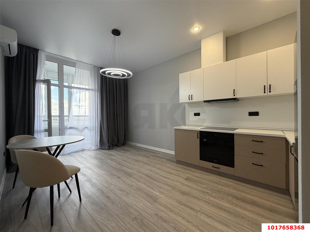 Фото №3: 1-комнатная квартира <span class="whitespace-nowrap">45 м²</span>, <span class="whitespace-nowrap">13/18 эт.</span> - Краснодар, Прикубанский внутригородской округ, мкр. культурный квартал Эрмитаж, ул. им. Мурата Ахеджака, 26