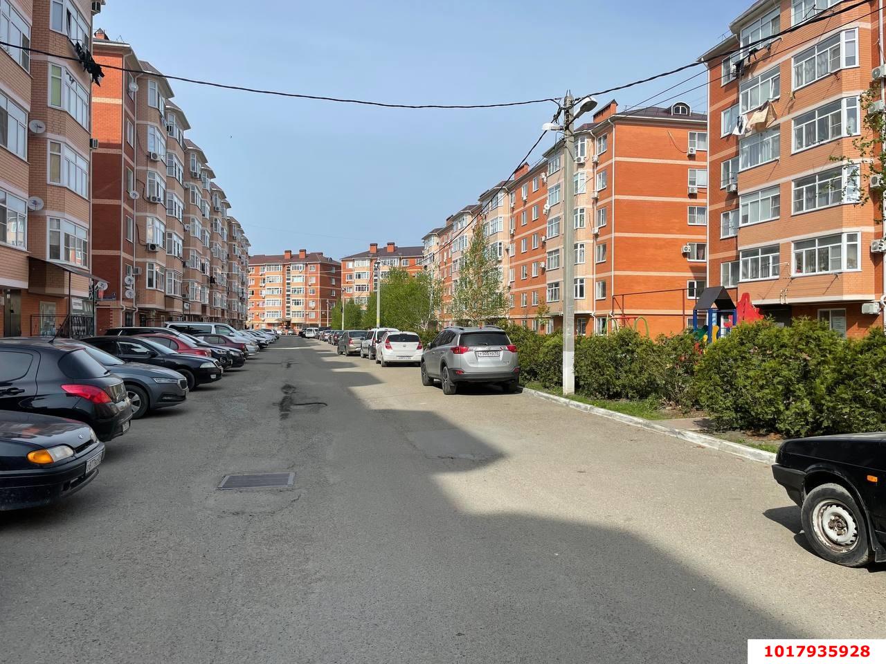Фото №12: 2-комнатная квартира <span class="whitespace-nowrap">70 м²</span>, <span class="whitespace-nowrap">3/6 эт.</span> - Яблоновский, ул. Космическая, 88/2к7