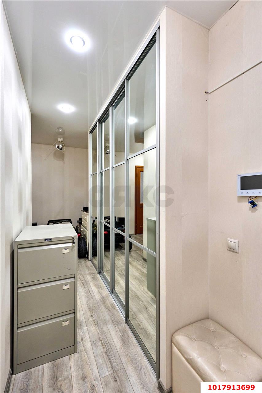 Фото №2: 1-комнатная квартира <span class="whitespace-nowrap">42 м²</span>, <span class="whitespace-nowrap">7/8 эт.</span> - Краснодар, Прикубанский внутригородской округ, мкр. Восточно-Кругликовский, ул. Черкасская, 111