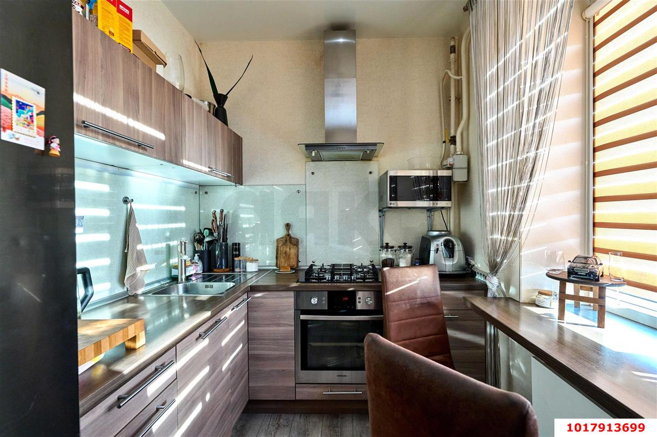 Фото №6: 1-комнатная квартира <span class="whitespace-nowrap">42 м²</span>, <span class="whitespace-nowrap">7/8 эт.</span> - Краснодар, Прикубанский внутригородской округ, мкр. Восточно-Кругликовский, ул. Черкасская, 111