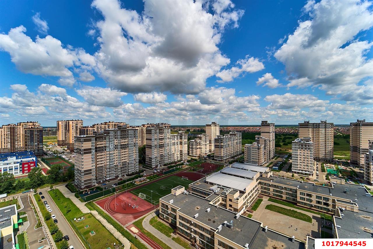 Фото №8: 1-комнатная квартира <span class="whitespace-nowrap">30 м²</span>, <span class="whitespace-nowrap">20/22 эт.</span> - Краснодар, Прикубанский внутригородской округ, мкр. ЖК Красная Площадь, ул. Конгрессная, 19/3