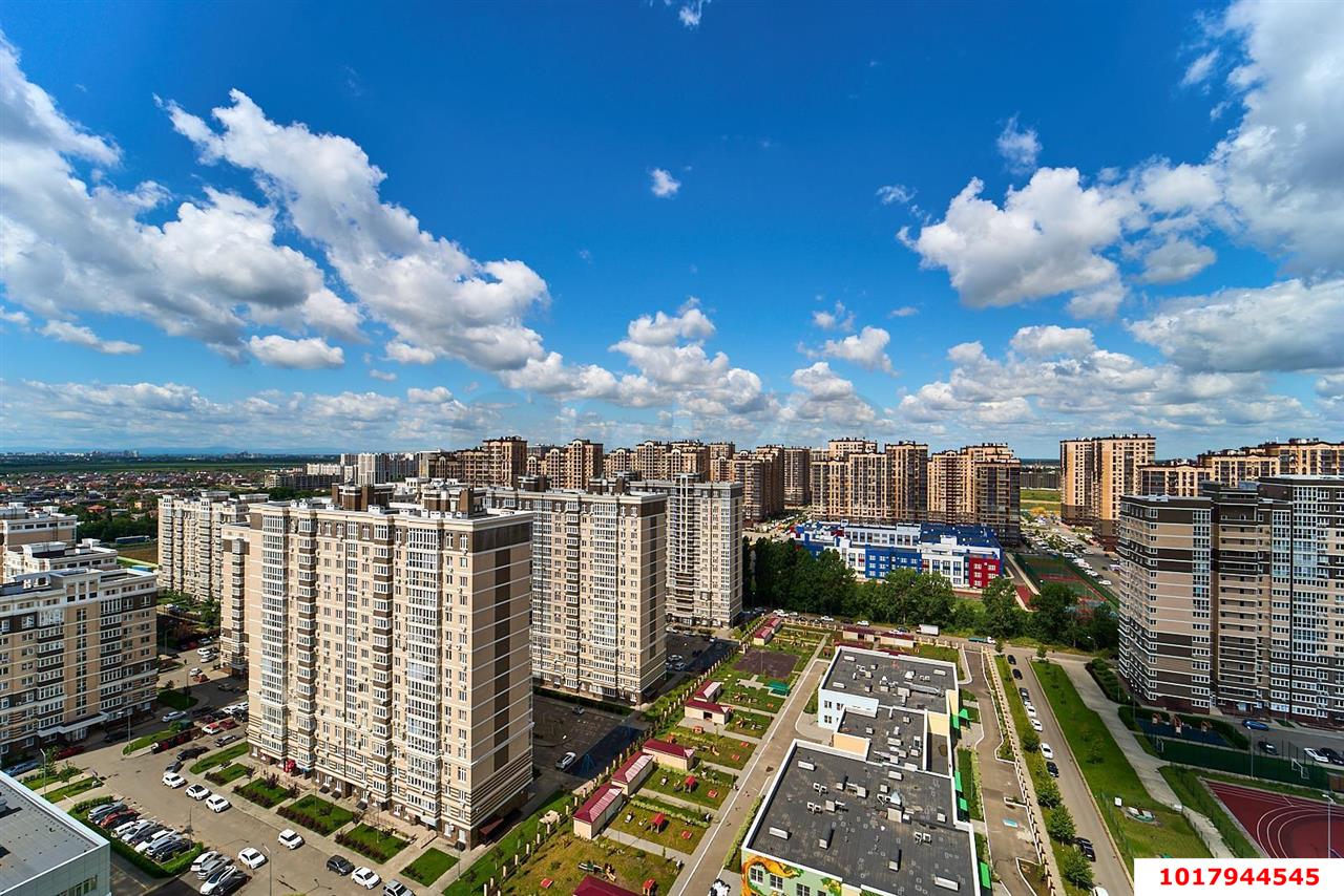 Фото №9: 1-комнатная квартира <span class="whitespace-nowrap">30 м²</span>, <span class="whitespace-nowrap">20/22 эт.</span> - Краснодар, Прикубанский внутригородской округ, мкр. ЖК Красная Площадь, ул. Конгрессная, 19/3