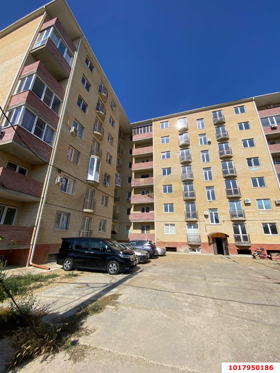 Фото №6: Студия <span class="whitespace-nowrap">18 м²</span>, <span class="whitespace-nowrap">4/7 эт.</span> - Российский, Прикубанский внутригородской округ, мкр. ЖК Лучистый, ул. Шевкунова, 5