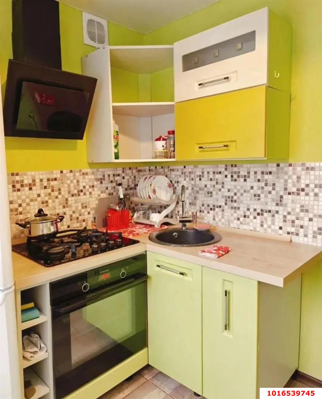 Фото №3: 2-комнатная квартира <span class="whitespace-nowrap">45 м²</span>, <span class="whitespace-nowrap">4/5 эт.</span> - Краснодар, Прикубанский внутригородской округ, мкр. Фестивальный, ул. Яна Полуяна, 44