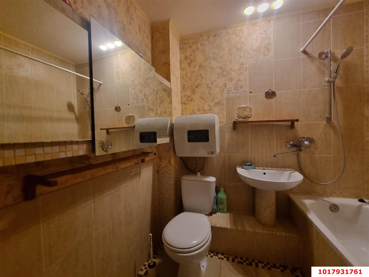 Фото №6: 2-комнатная квартира <span class="whitespace-nowrap">50 м²</span>, <span class="whitespace-nowrap">15/16 эт.</span> - Краснодар, Западный внутригородской округ, мкр. Юбилейный, пр-кт Чекистов, 24/1