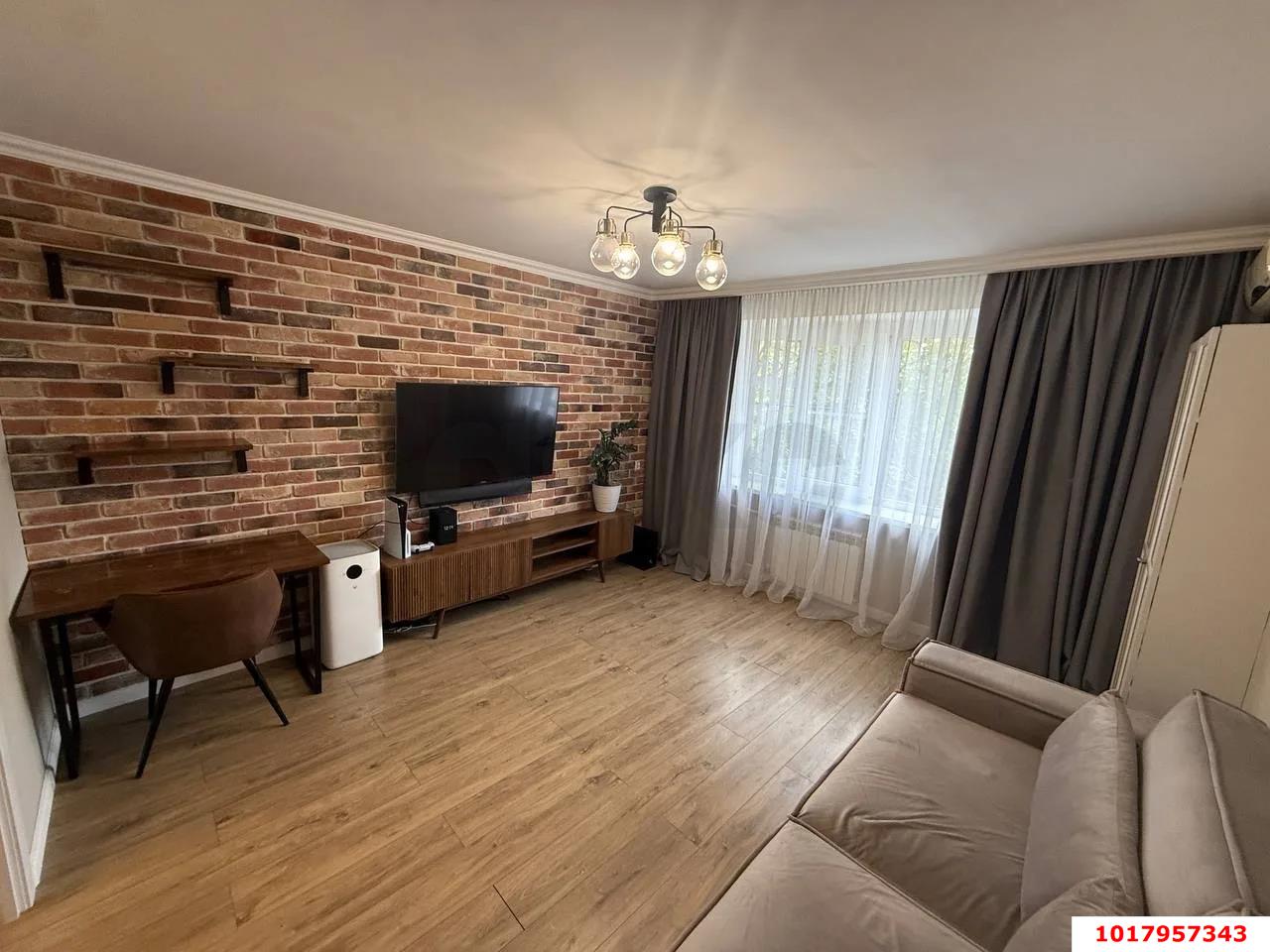 Фото №3: 2-комнатная квартира <span class="whitespace-nowrap">49 м²</span>, <span class="whitespace-nowrap">2/9 эт.</span> - Краснодар, Центральный внутригородской округ, Черёмушки, мкр. Дубинка, пр-д 2-й  Айвазовского, 14