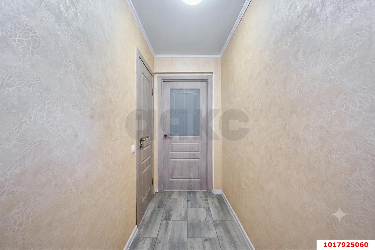 Фото №13: 3-комнатная квартира <span class="whitespace-nowrap">69 м²</span>, <span class="whitespace-nowrap">2/5 эт.</span> - Краснодар, Прикубанский внутригородской округ, мкр. Фестивальный, ул. Герцена, 172