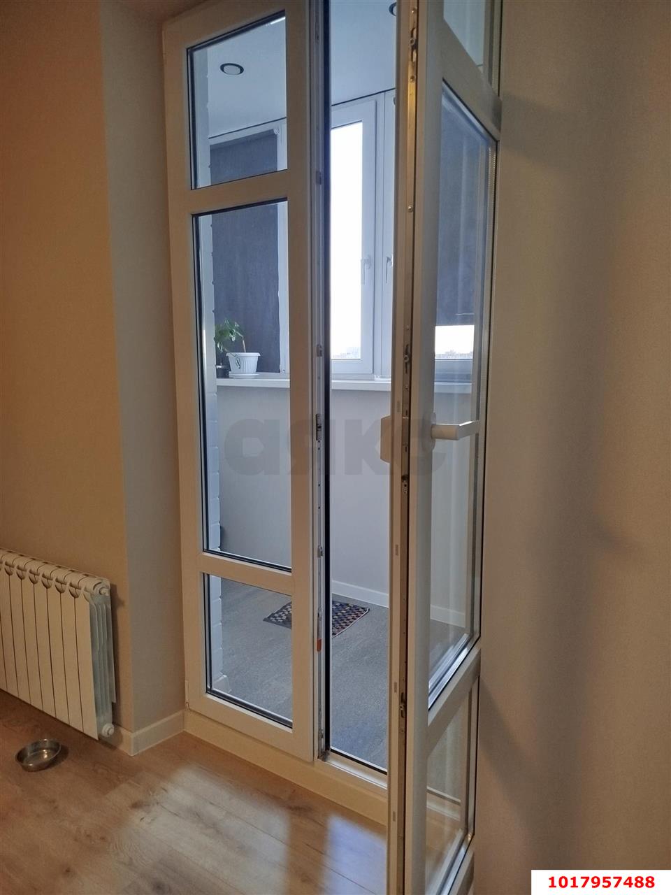 Фото №3: 1-комнатная квартира <span class="whitespace-nowrap">39 м²</span>, <span class="whitespace-nowrap">12/12 эт.</span> - Краснодар, Карасунский внутригородской округ, мкр. Почтовый, ул. Артезианская, 4