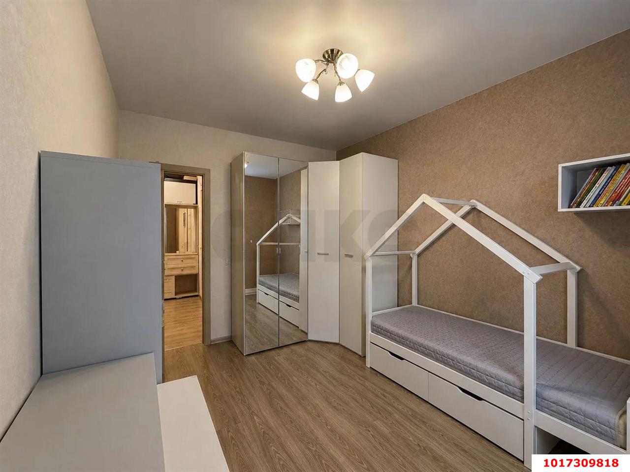 Фото №7: 1-комнатная квартира <span class="whitespace-nowrap">44 м²</span>, <span class="whitespace-nowrap">10/18 эт.</span> - Краснодар, Карасунский внутригородской округ, Пашковский, жилой комплекс Гарант, мкр. Участок №24, ул. Трудовой Славы, 43к1