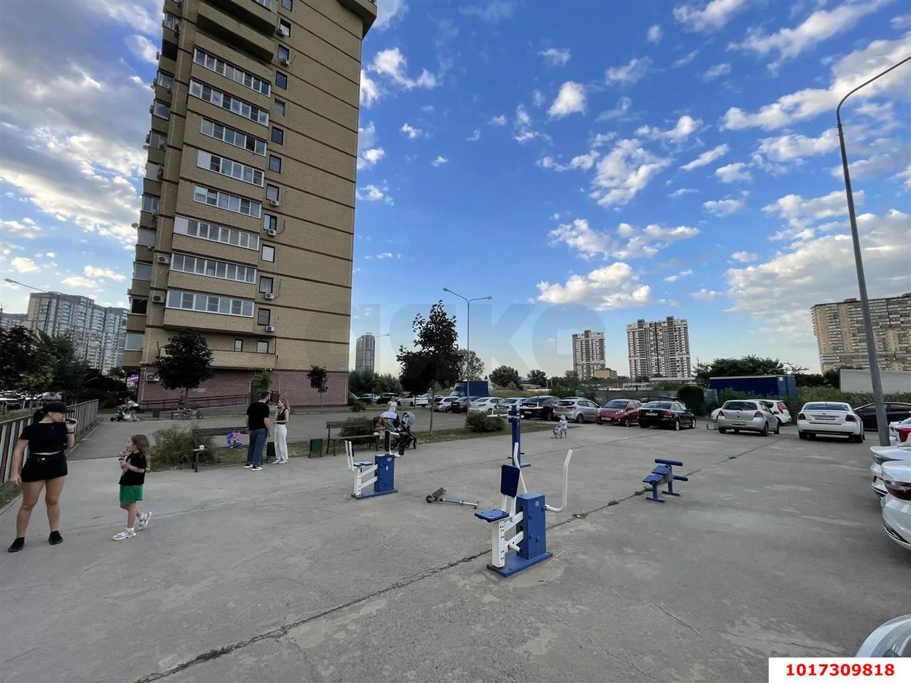 Фото №13: 1-комнатная квартира <span class="whitespace-nowrap">44 м²</span>, <span class="whitespace-nowrap">10/18 эт.</span> - Краснодар, Карасунский внутригородской округ, Пашковский, жилой комплекс Гарант, мкр. Участок №24, ул. Трудовой Славы, 43к1