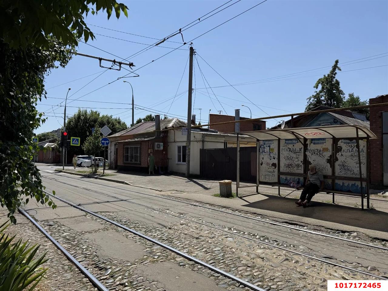 Фото №2: 2-комнатная квартира <span class="whitespace-nowrap">40 м²</span>, <span class="whitespace-nowrap">1/1 эт.</span> - Краснодар, Центральный внутригородской округ, мкр. Центральный, ул. Будённого, 247