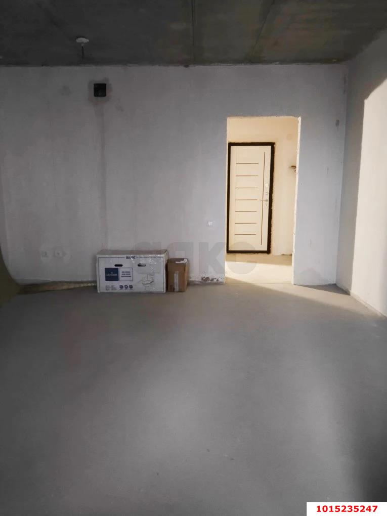 Фото №6: Студия <span class="whitespace-nowrap">35 м²</span>, <span class="whitespace-nowrap">3/18 эт.</span> - Краснодар, Прикубанский внутригородской округ, Горхутор, мкр. ЖК Сокольники, ул. имени М.Е. Соколова, 86к2