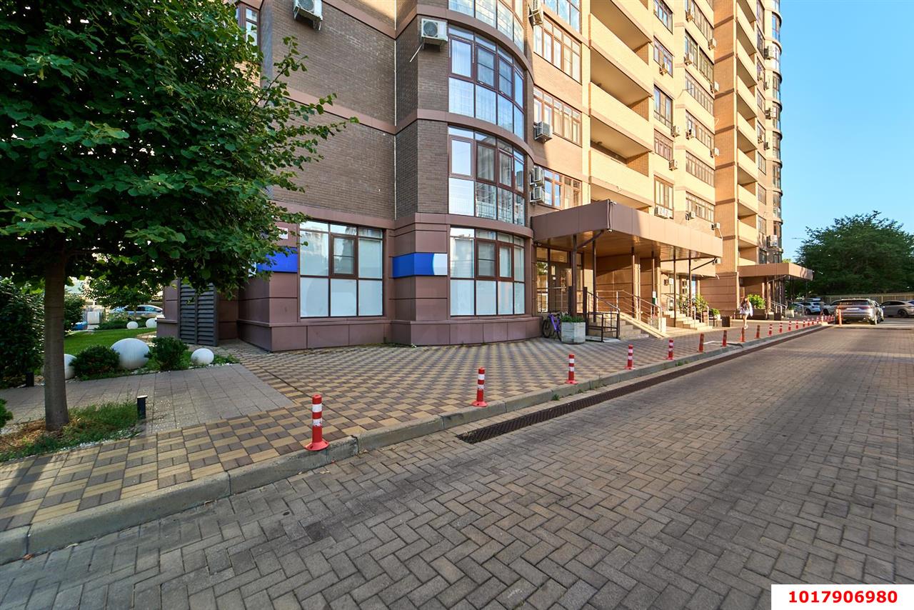 Фото №19: 2-комнатная квартира <span class="whitespace-nowrap">84 м²</span>, <span class="whitespace-nowrap">2/19 эт.</span> - Краснодар, Западный внутригородской округ, мкр. Горгаз, ул. Николая Кондратенко, 6к1