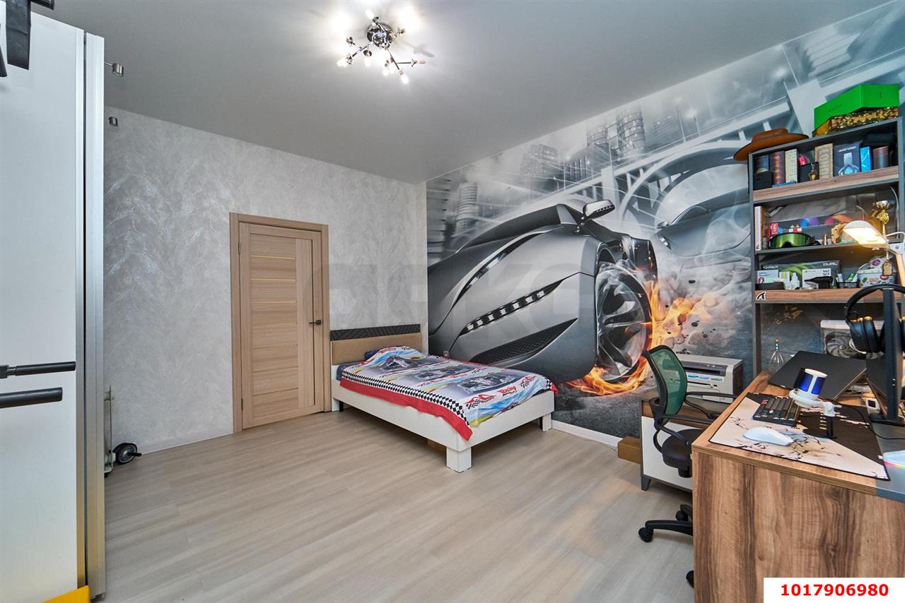 Фото №8: 2-комнатная квартира <span class="whitespace-nowrap">84 м²</span>, <span class="whitespace-nowrap">2/19 эт.</span> - Краснодар, Западный внутригородской округ, мкр. Горгаз, ул. Николая Кондратенко, 6к1