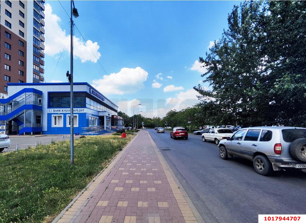 Фото №2: Студия <span class="whitespace-nowrap">32 м²</span>, <span class="whitespace-nowrap">14/24 эт.</span> - Краснодар, Прикубанский внутригородской округ, Завод Измерительных Приборов, мкр. жилой комплекс Луч, ул. Солнечная, 18/5