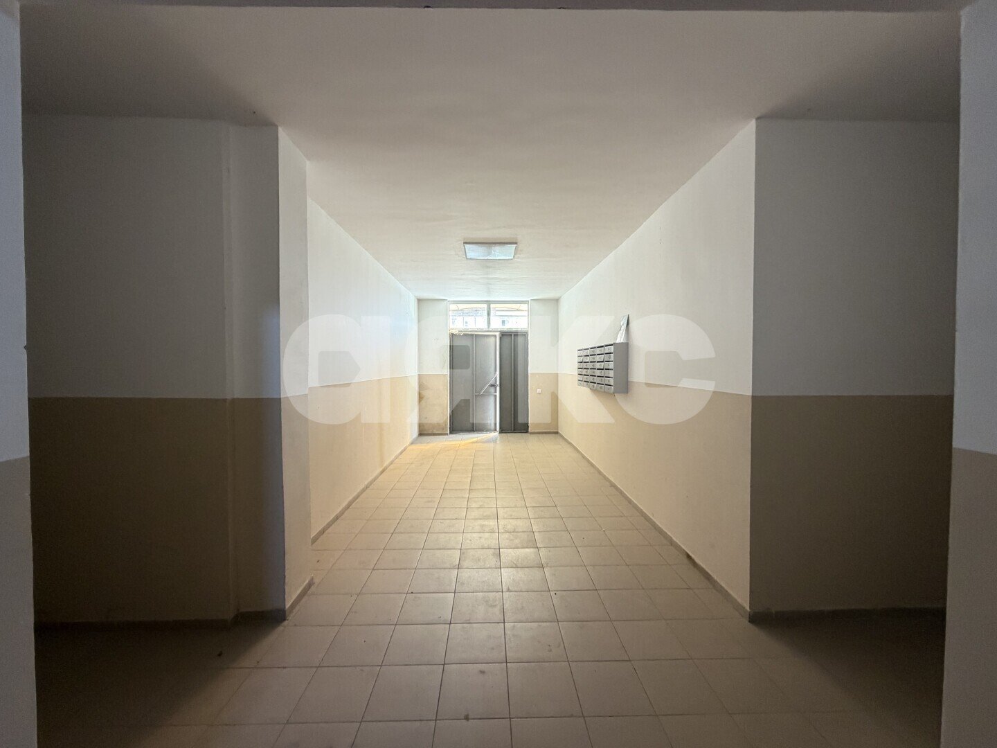 Фото №8: 1-комнатная квартира <span class="whitespace-nowrap">45 м²</span>, <span class="whitespace-nowrap">3/3 эт.</span> - Кореновск, ул. Сергиевская, 2
