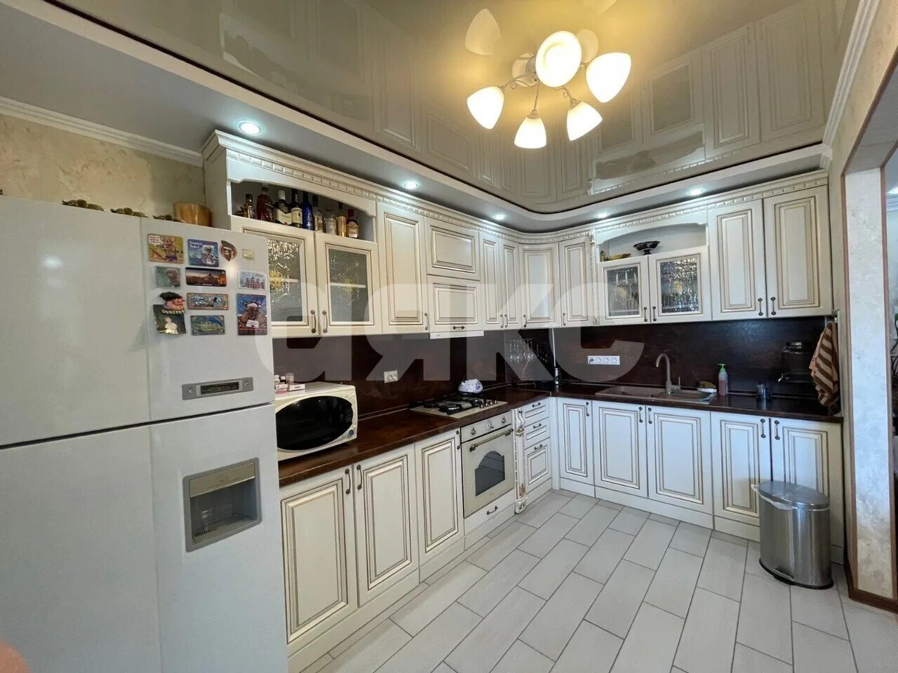 Фото №2: 3-комнатная квартира <span class="whitespace-nowrap">62 м²</span>, <span class="whitespace-nowrap">3/5 эт.</span> - Джубга, ул. Советская, 37