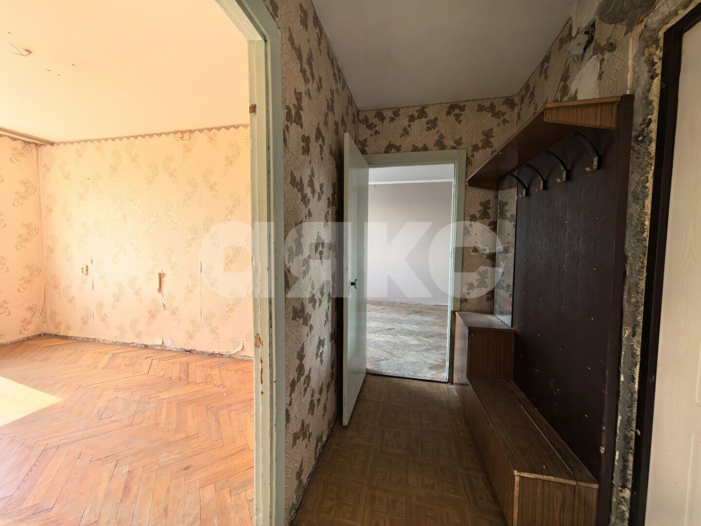 Фото №3: 3-комнатная квартира <span class="whitespace-nowrap">53 м²</span>, <span class="whitespace-nowrap">6/9 эт.</span> - Мариуполь, р. Жовтневый, ул. Зелинского, 104