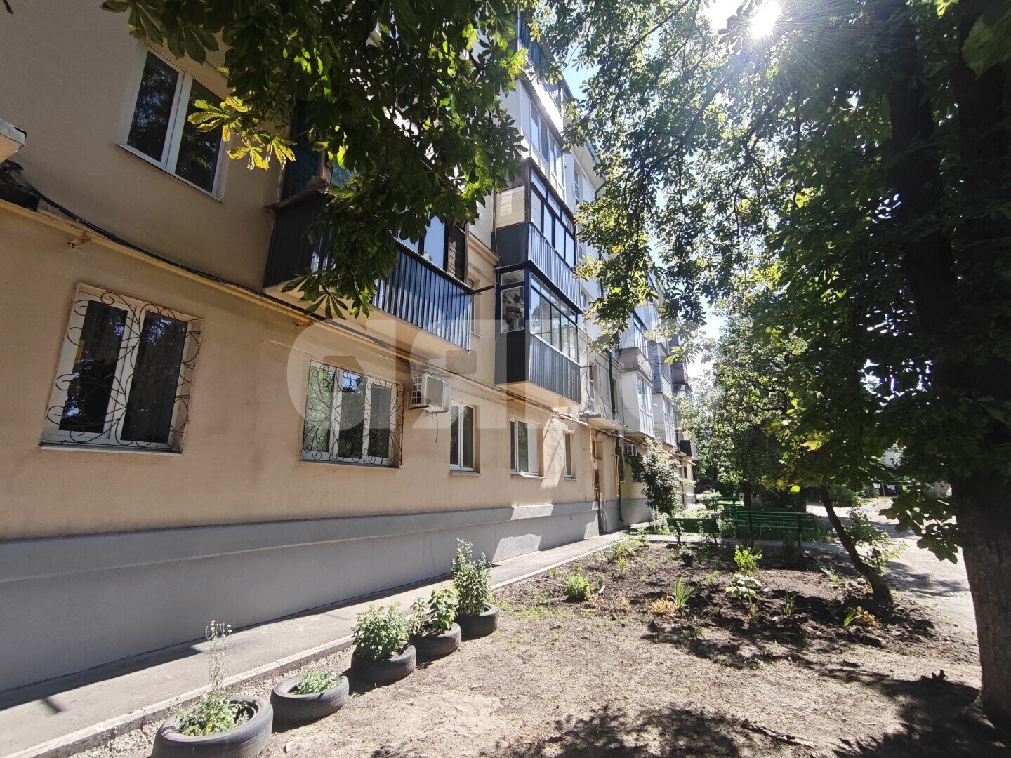Фото №1: 2-комнатная квартира <span class="whitespace-nowrap">41 м²</span>, <span class="whitespace-nowrap">3/5 эт.</span> - Мариуполь, р. Ильичёвский, пр-кт Металлургов, 172