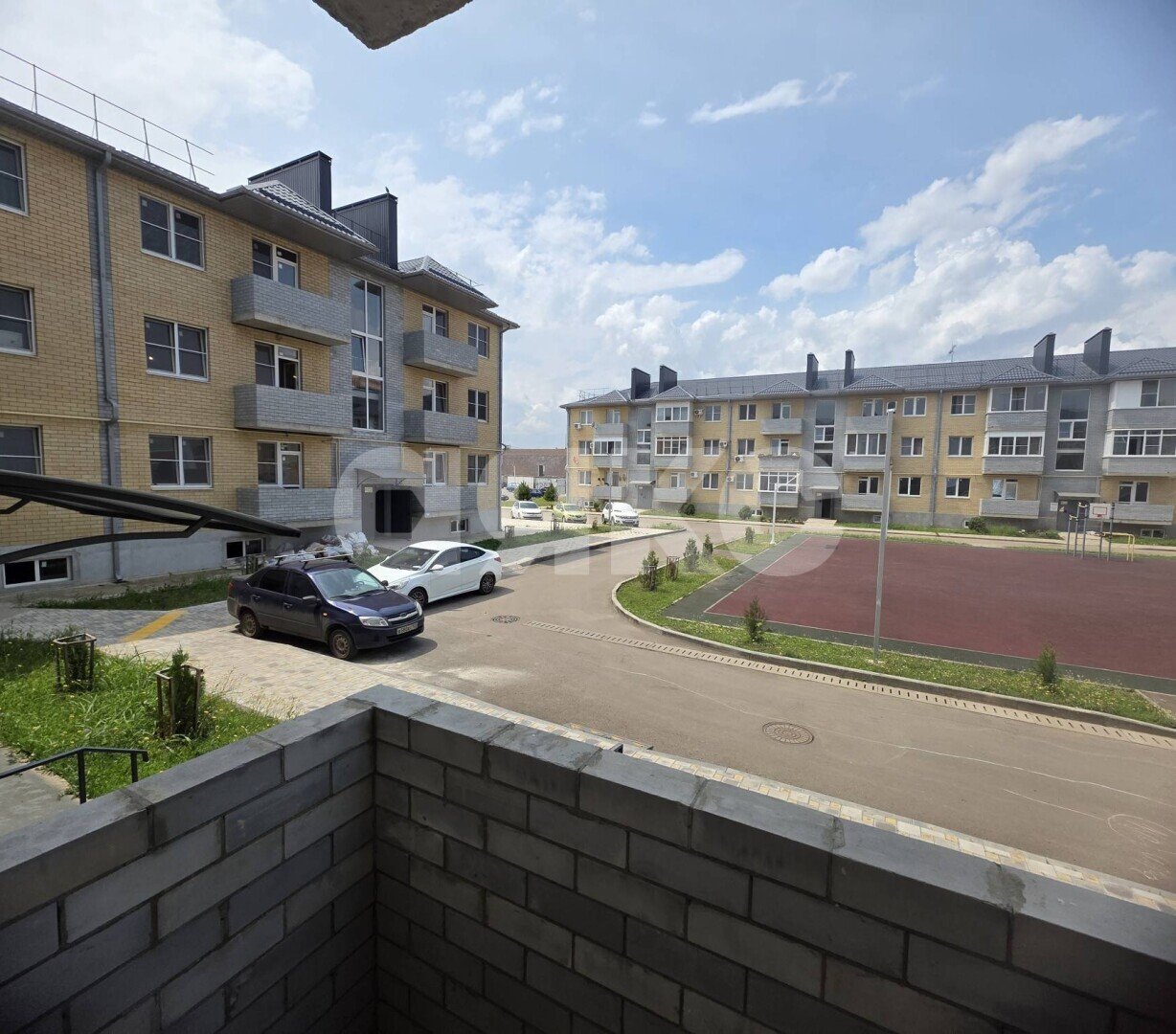 Фото №2: 2-комнатная квартира <span class="whitespace-nowrap">58 м²</span>, <span class="whitespace-nowrap">1/3 эт.</span> - Кореновск, мкр. 10-й, ул. Таманская, 3к2