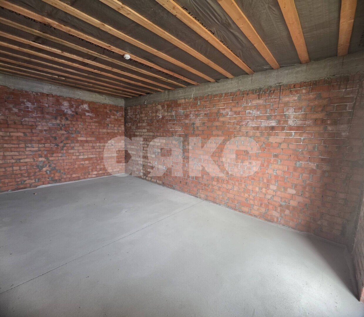 Фото №14: 2-комнатная квартира <span class="whitespace-nowrap">80 м²</span>, <span class="whitespace-nowrap">3/3 эт.</span> - Кореновск, мкр. 10-й, ул. Таманская, 3к2