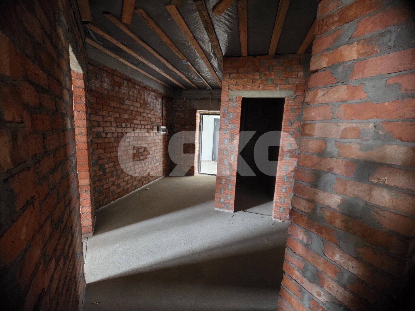 Фото №9: 2-комнатная квартира <span class="whitespace-nowrap">80 м²</span>, <span class="whitespace-nowrap">3/3 эт.</span> - Кореновск, мкр. 10-й, ул. Таманская, 3к2
