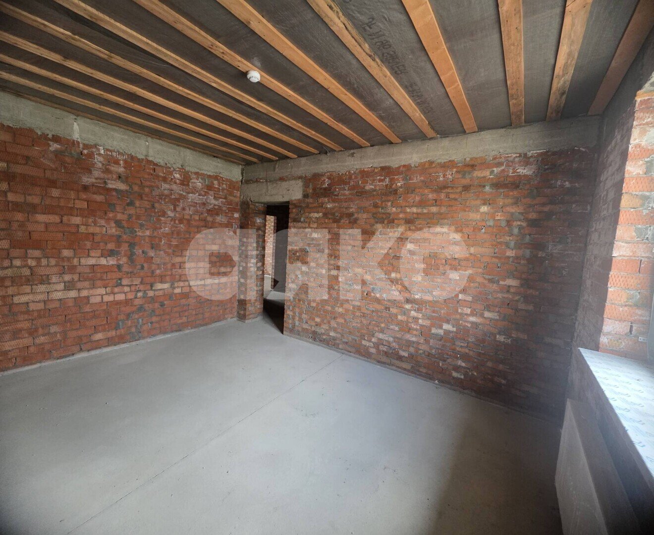 Фото №12: 2-комнатная квартира <span class="whitespace-nowrap">80 м²</span>, <span class="whitespace-nowrap">3/3 эт.</span> - Кореновск, мкр. 10-й, ул. Таманская, 3к2