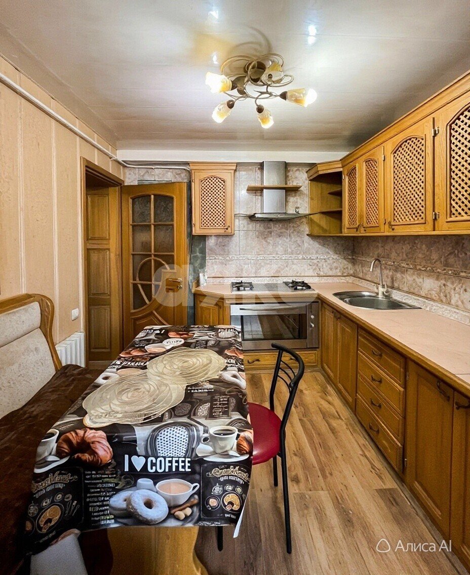 Фото №8: 4-комнатная квартира <span class="whitespace-nowrap">84 м²</span>, <span class="whitespace-nowrap">3/9 эт.</span> - Мариуполь, Жовтневый, мкр. Западный, ул. 50 лет СССР, 16
