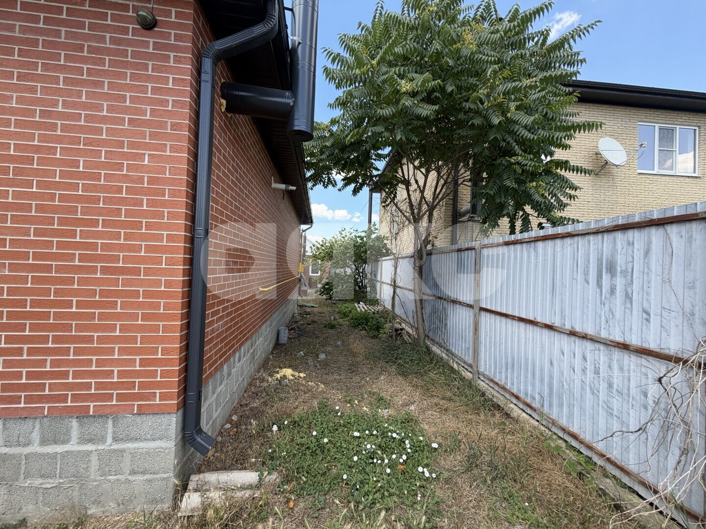 Фото №4: Дом <span class="whitespace-nowrap">64 м²</span> <span class="whitespace-nowrap">+ 3.8 сот.</span>, <span class="whitespace-nowrap">1 эт.</span> - Кореновск, мкр. 2-й квартал, ул. Ленина