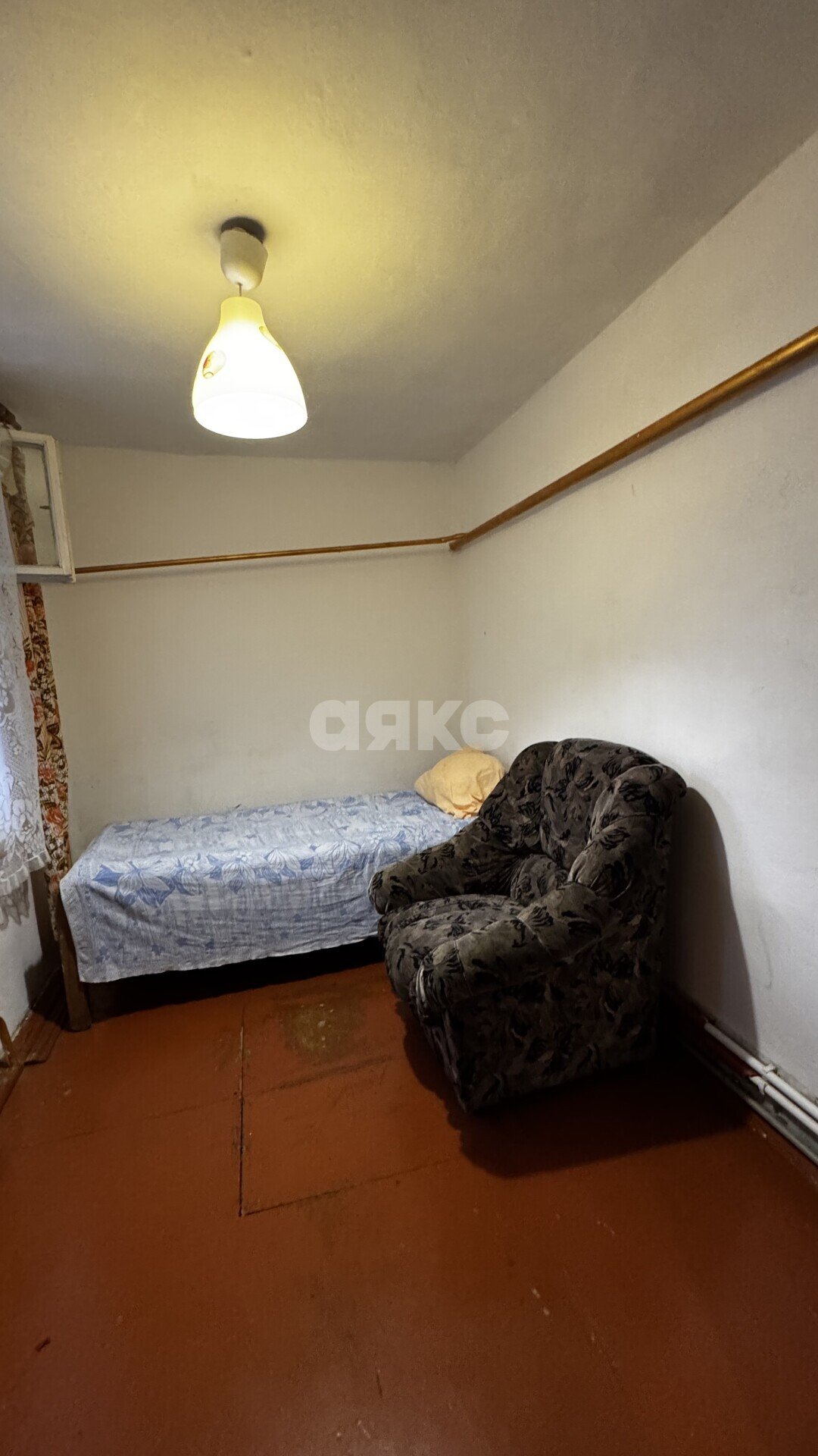 Фото №3: Дом <span class="whitespace-nowrap">25 м²</span> <span class="whitespace-nowrap">+ 1 сот.</span>, <span class="whitespace-nowrap">3 эт.</span> - Туапсе, ул. Керченская, 10