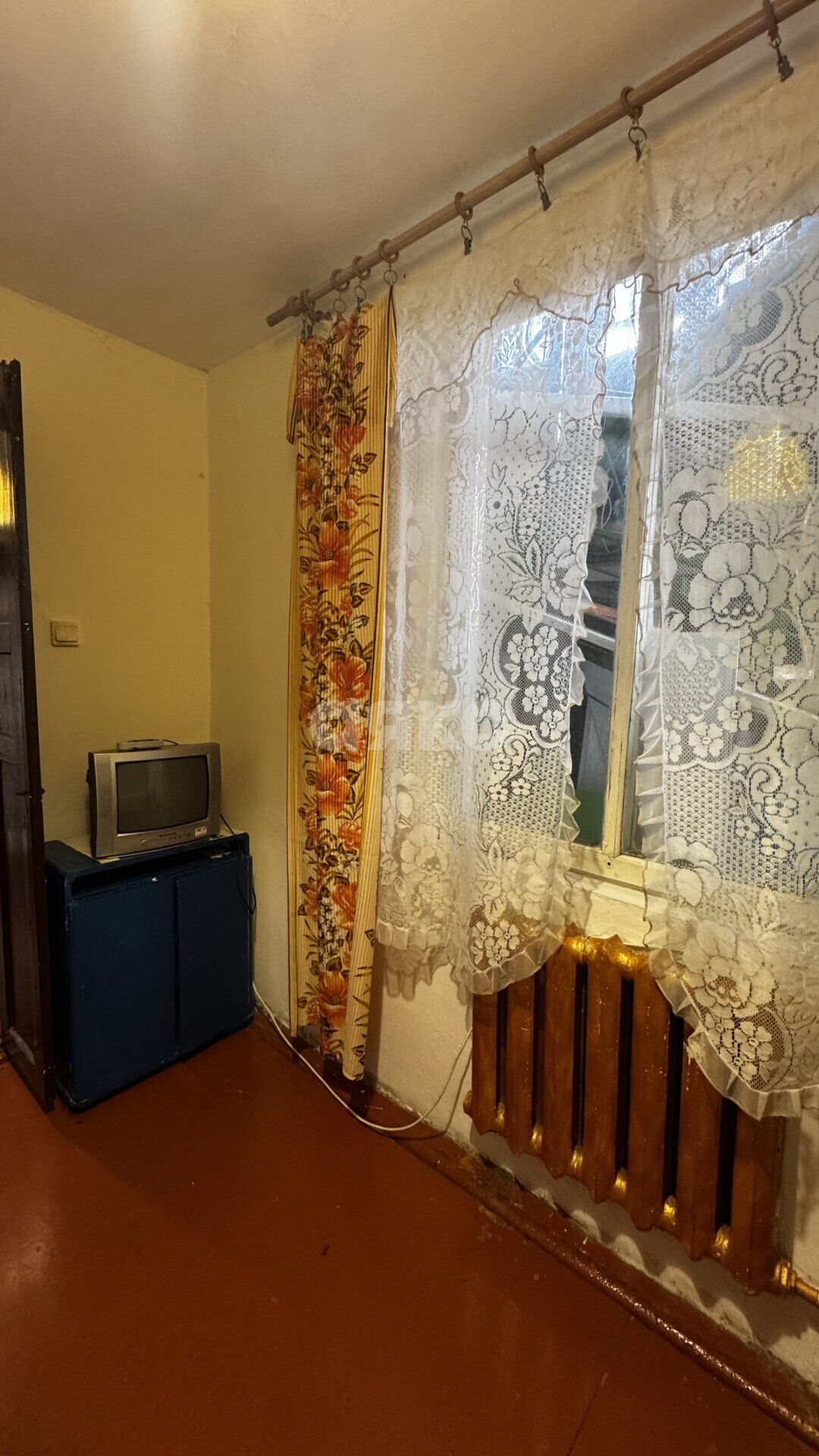 Фото №5: Дом <span class="whitespace-nowrap">25 м²</span> <span class="whitespace-nowrap">+ 1 сот.</span>, <span class="whitespace-nowrap">3 эт.</span> - Туапсе, ул. Керченская, 10