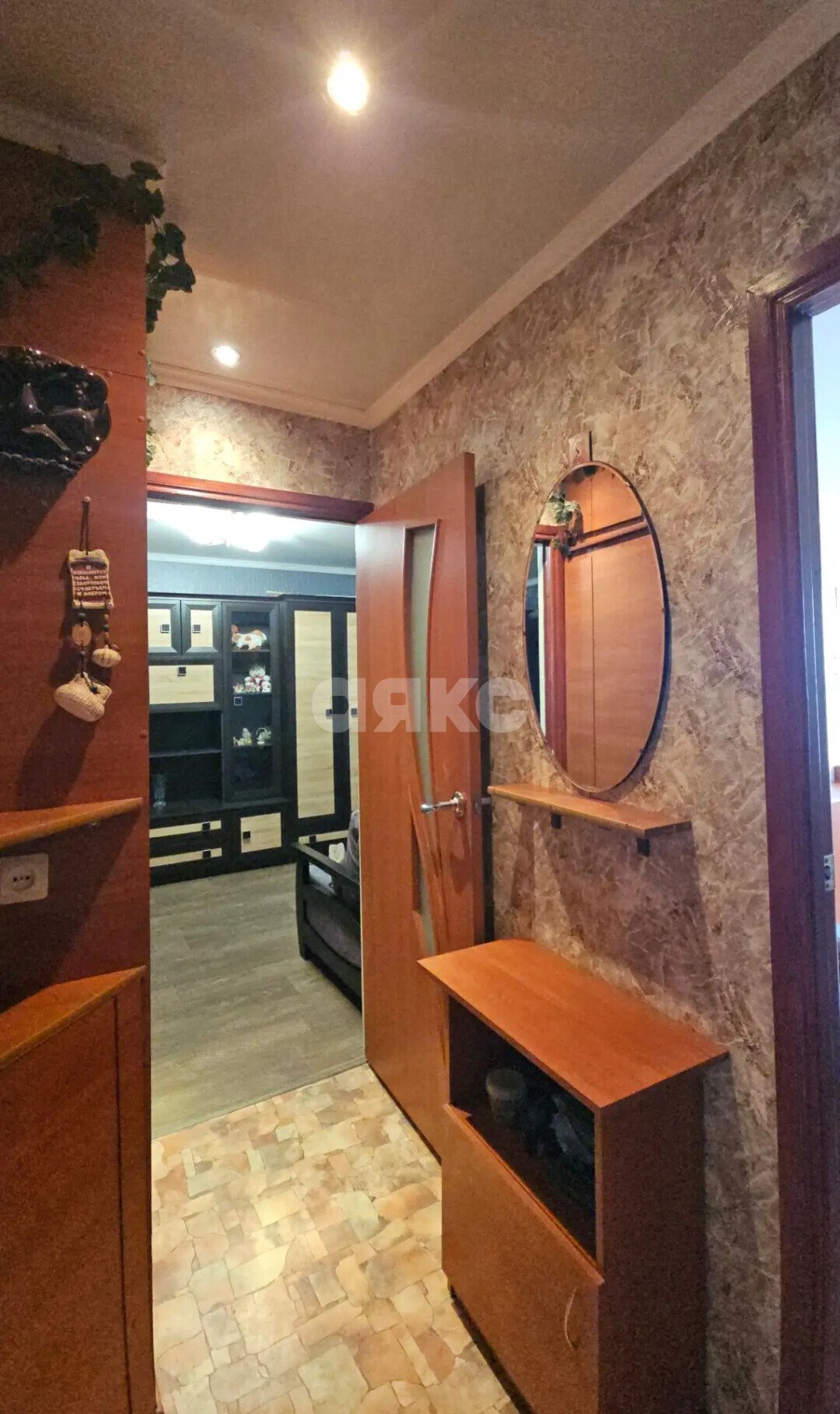 Фото №9: 2-комнатная квартира <span class="whitespace-nowrap">45 м²</span>, <span class="whitespace-nowrap">9/9 эт.</span> - Мариуполь, р. Ильичёвский, ул. Курчатова, 37