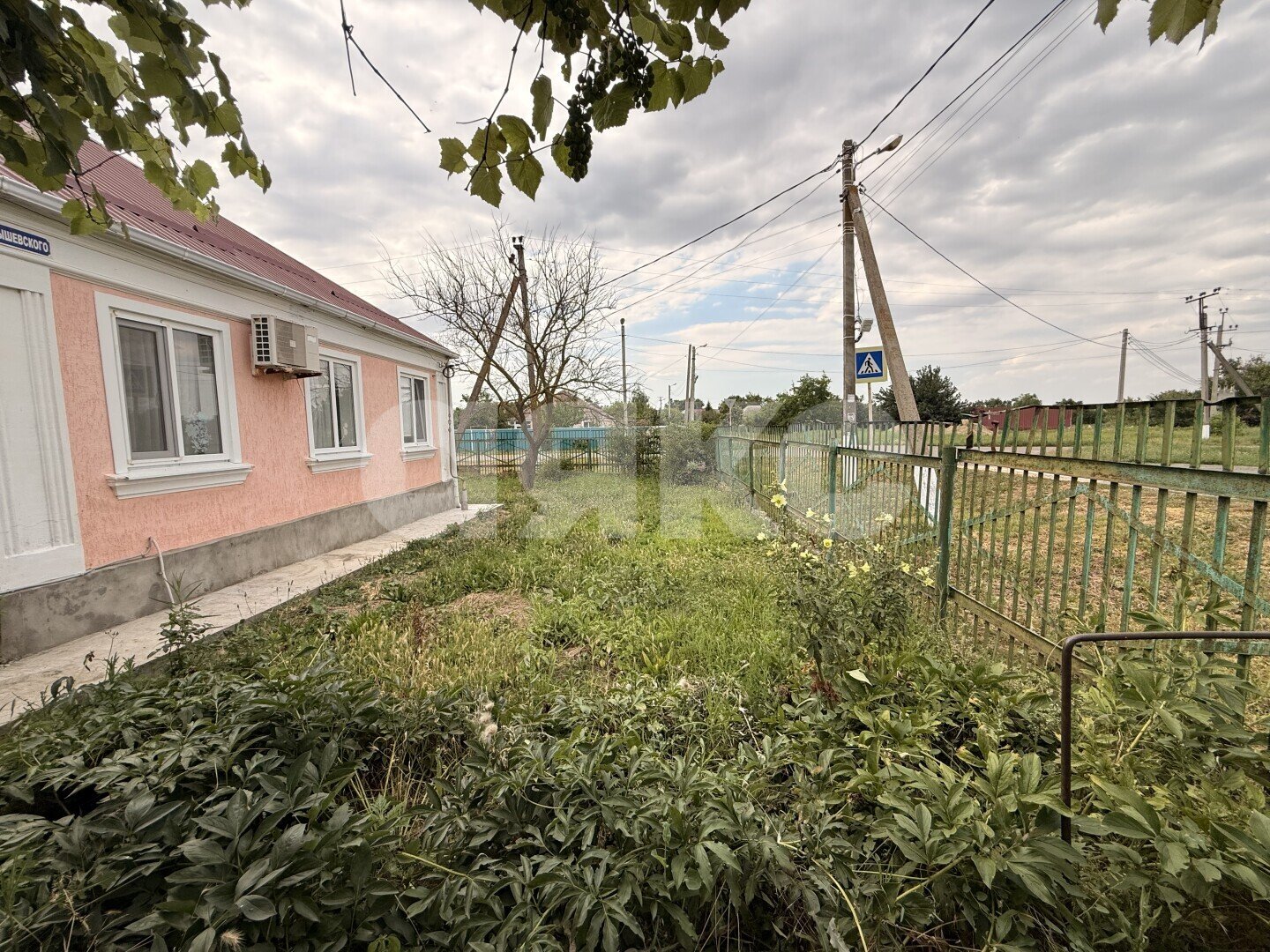 Фото №2: Дом <span class="whitespace-nowrap">71 м²</span> <span class="whitespace-nowrap">+ 14.8 сот.</span>, <span class="whitespace-nowrap">1 эт.</span> - Дядьковская, ул. Чернышевского, 37